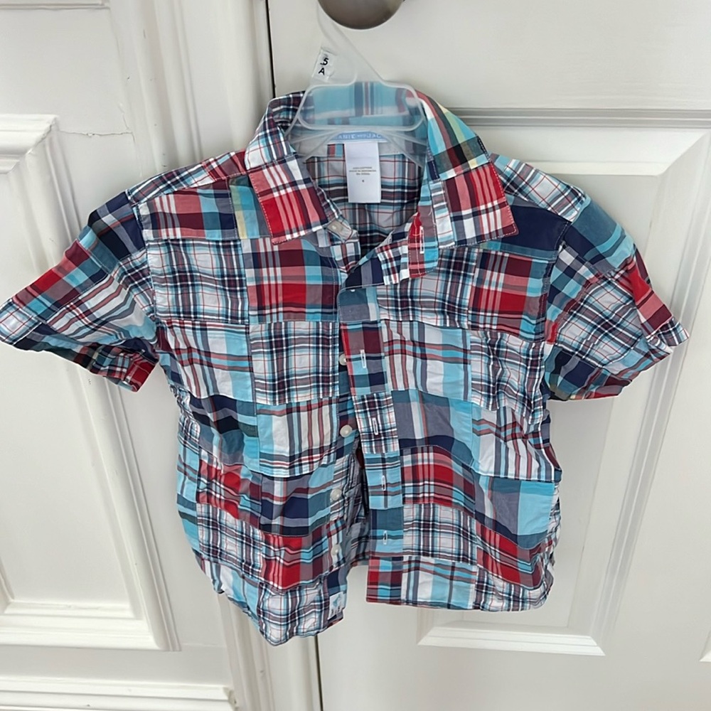 Like new Jamie and Jack plaid short sleeve button down size 5